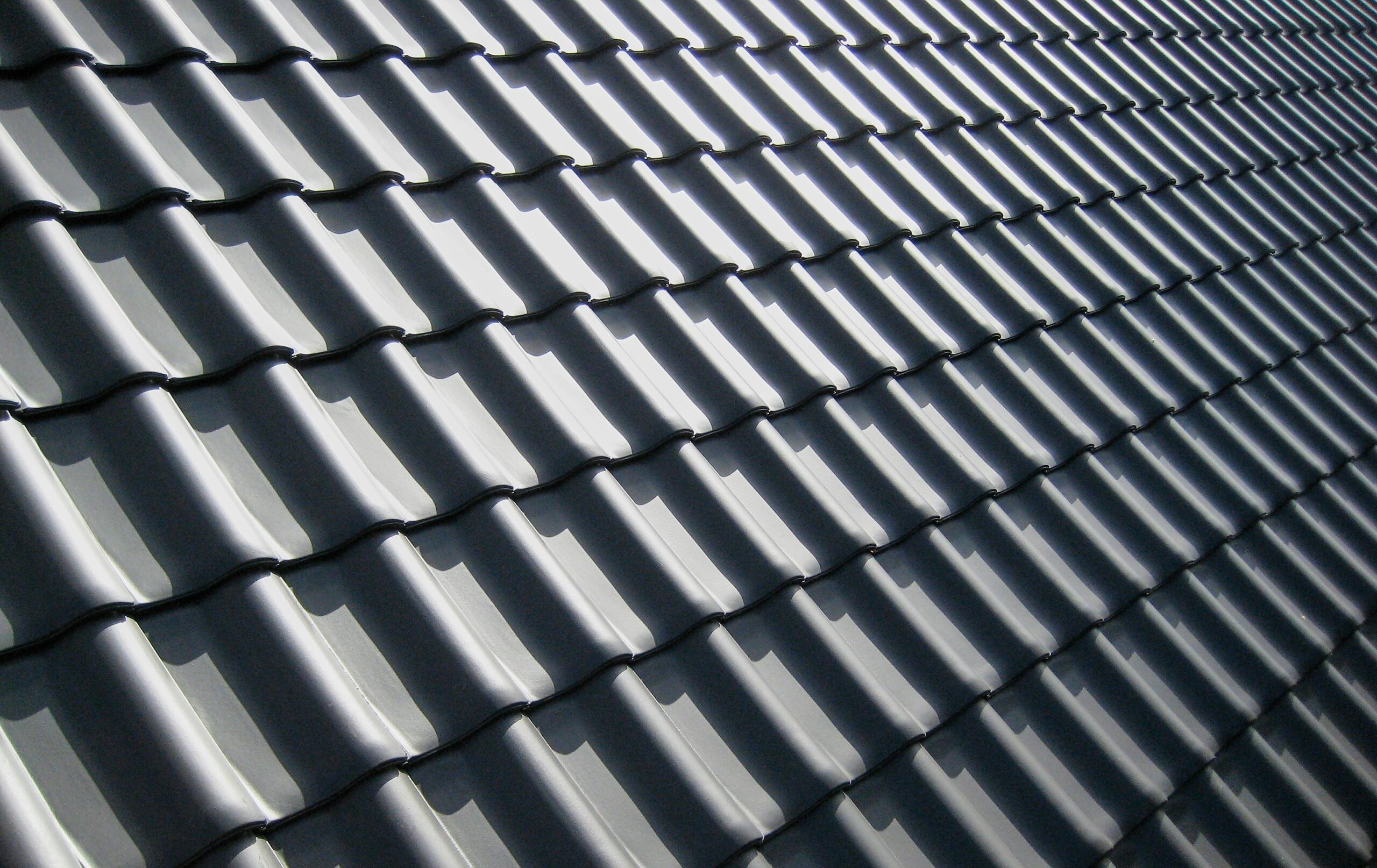 Co może opóźnić prace? Dachówka betonowa bez skrótów