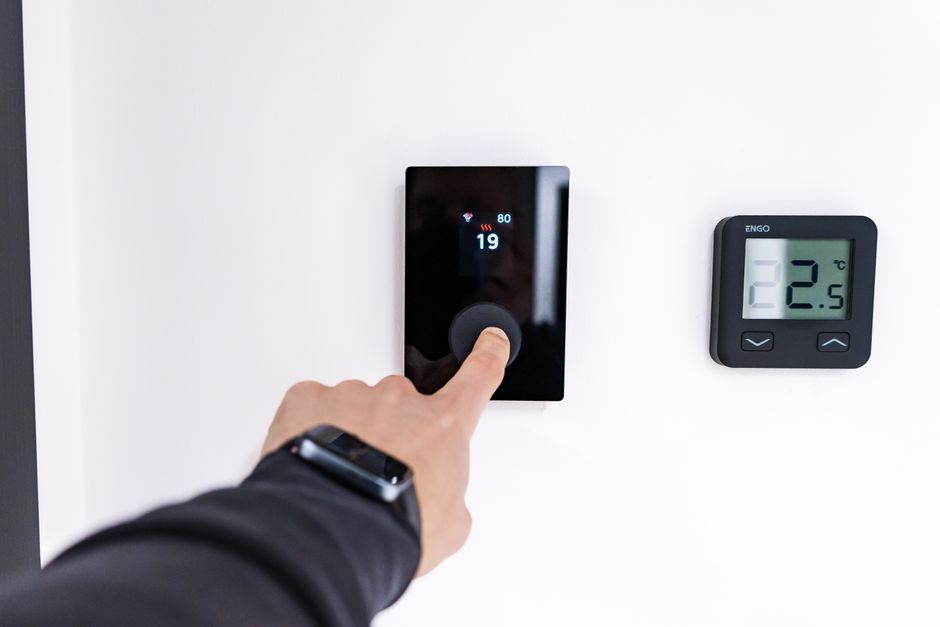 Co warto przewidzieć na etapie instalacji? Termostaty pokojowe